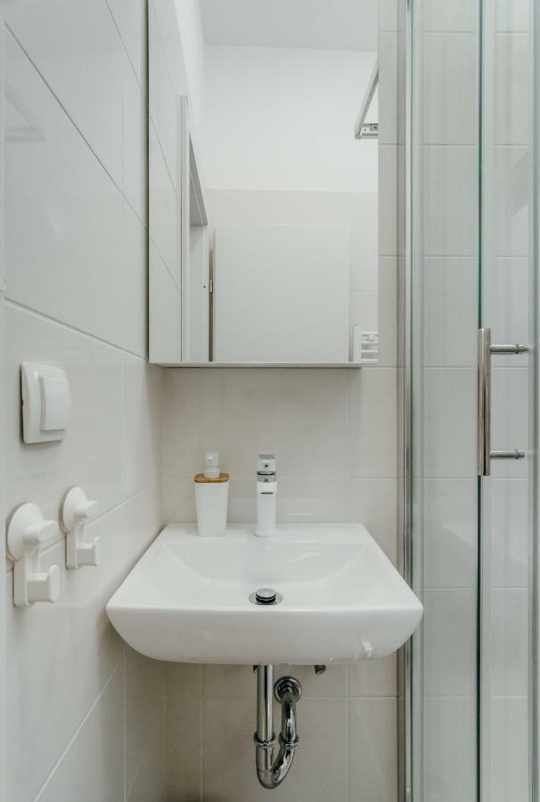 Sia Downtown Apartments Загреб Экстерьер фото